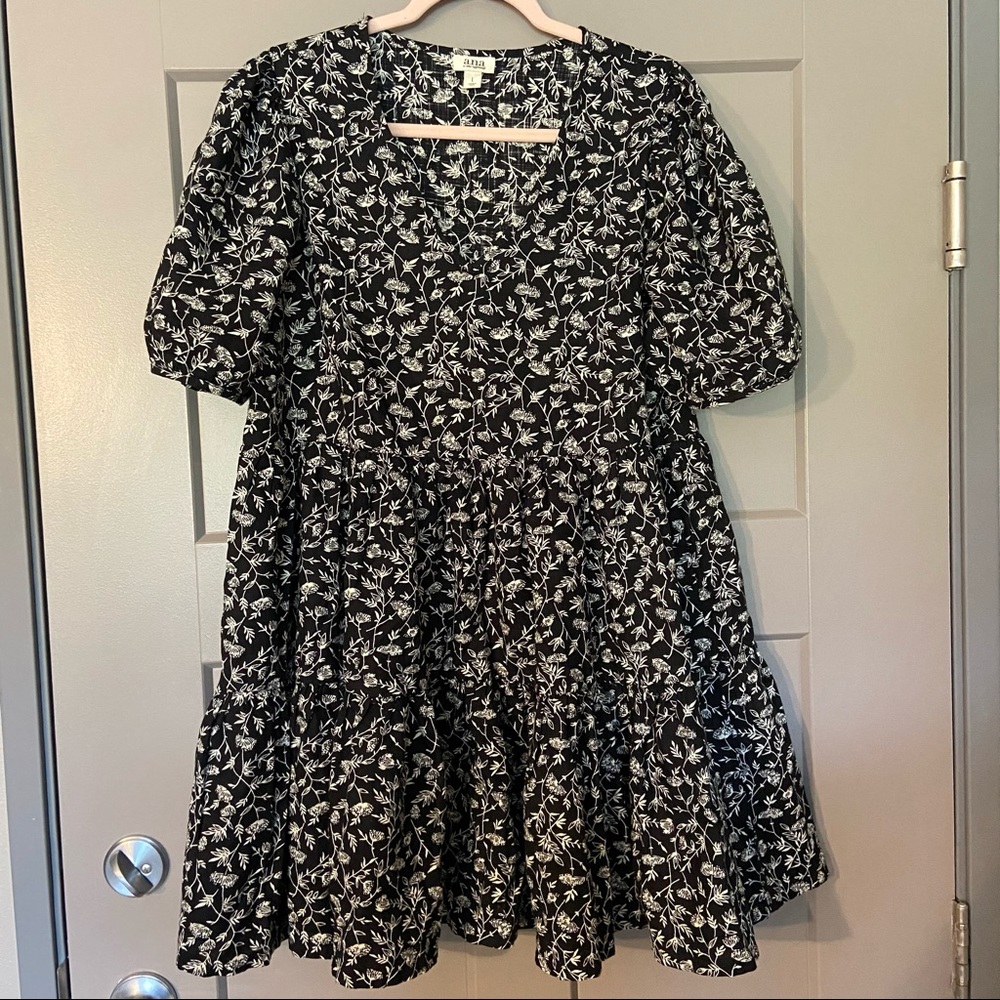 Black tired floral dress